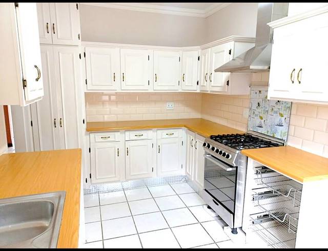 3 BEDROOM TOWNHOUSE FOR SALE IN MALANSHOF